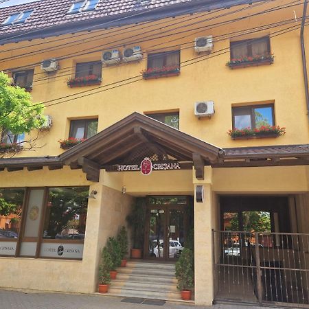 Hotel Crisana Арад Екстериор снимка
