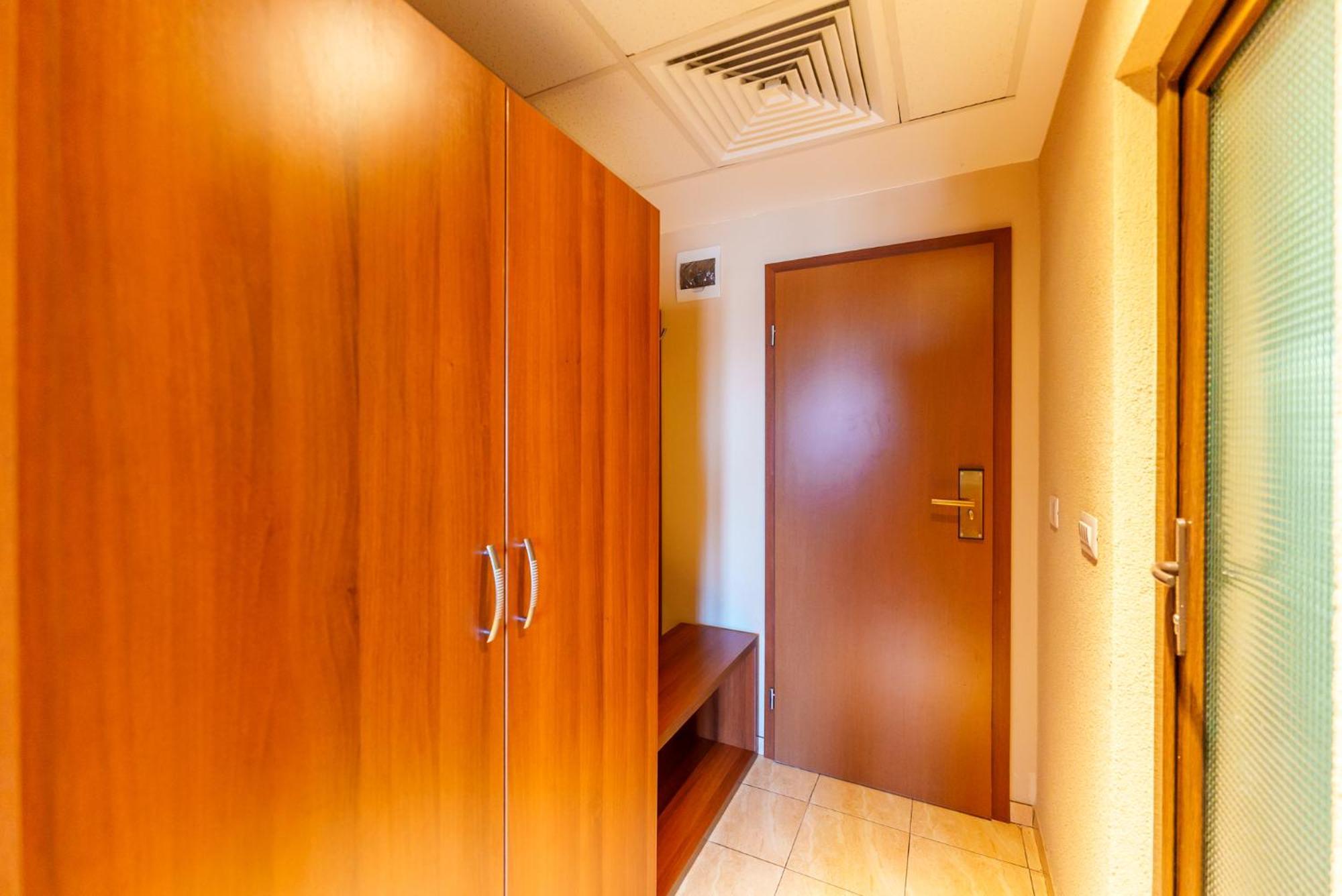 Hotel Crisana Арад Екстериор снимка